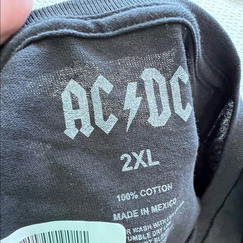 AC/DC T-Shirt Black - Picture 8 of 10